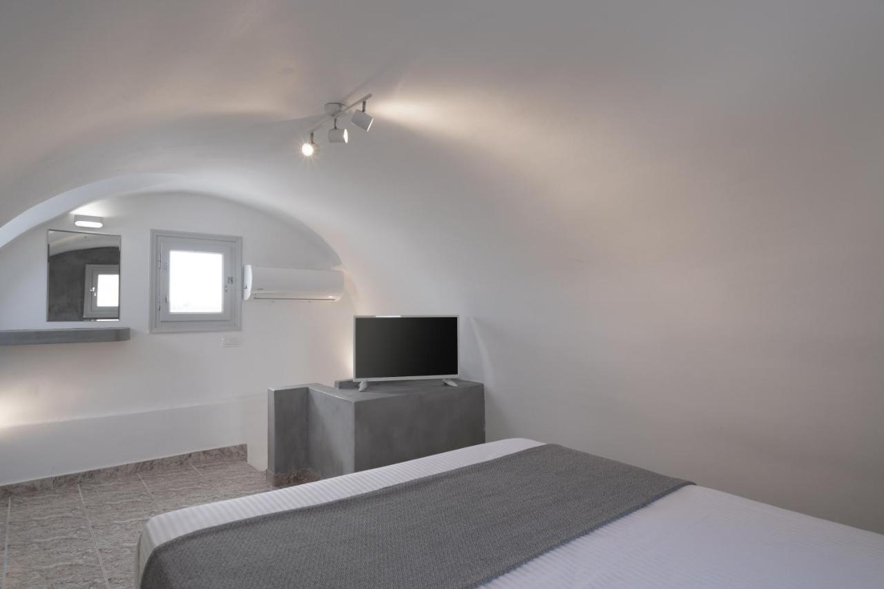 White Lily Suites & Lofts - Adults Only 16 Plus Playa de Perivolos Exterior foto