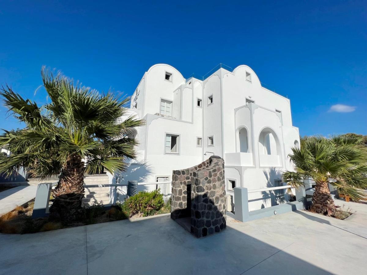 White Lily Suites & Lofts - Adults Only 16 Plus Playa de Perivolos Exterior foto