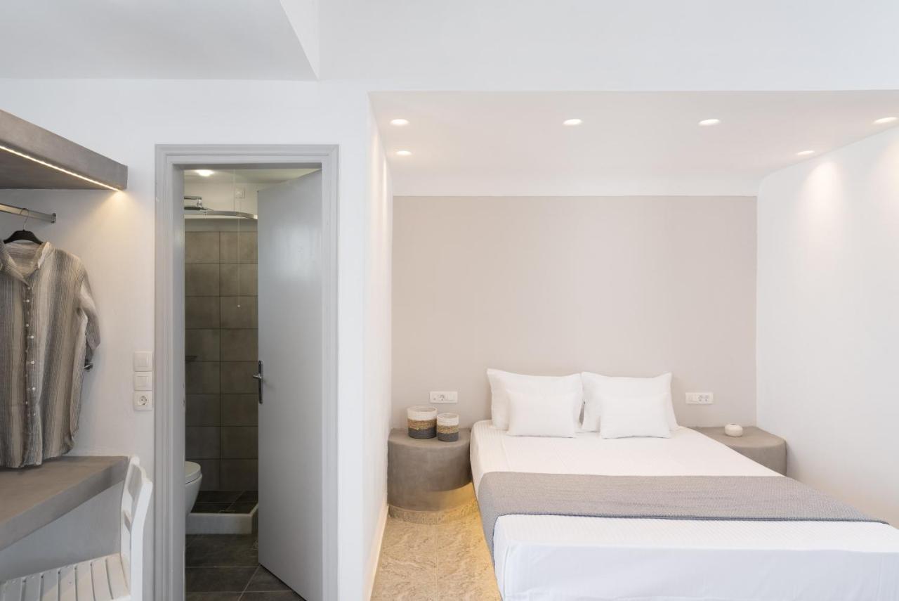 White Lily Suites & Lofts - Adults Only 16 Plus Playa de Perivolos Exterior foto