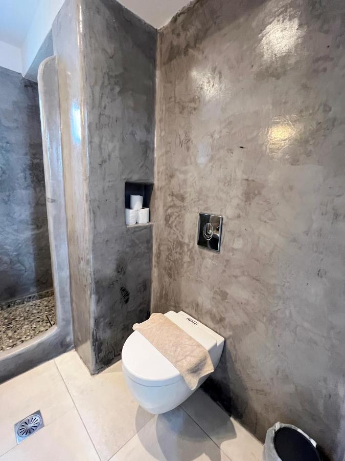 White Lily Suites & Lofts - Adults Only 16 Plus Playa de Perivolos Exterior foto