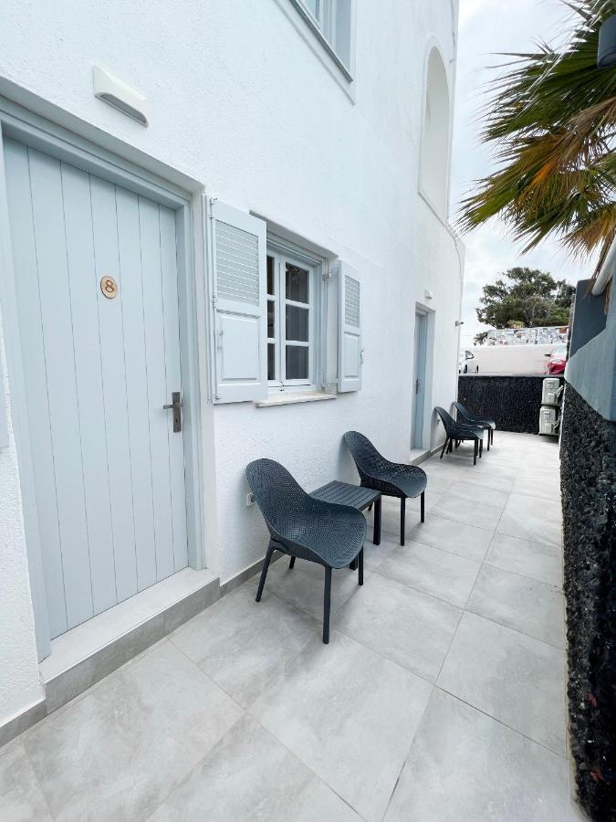 White Lily Suites & Lofts - Adults Only 16 Plus Playa de Perivolos Exterior foto