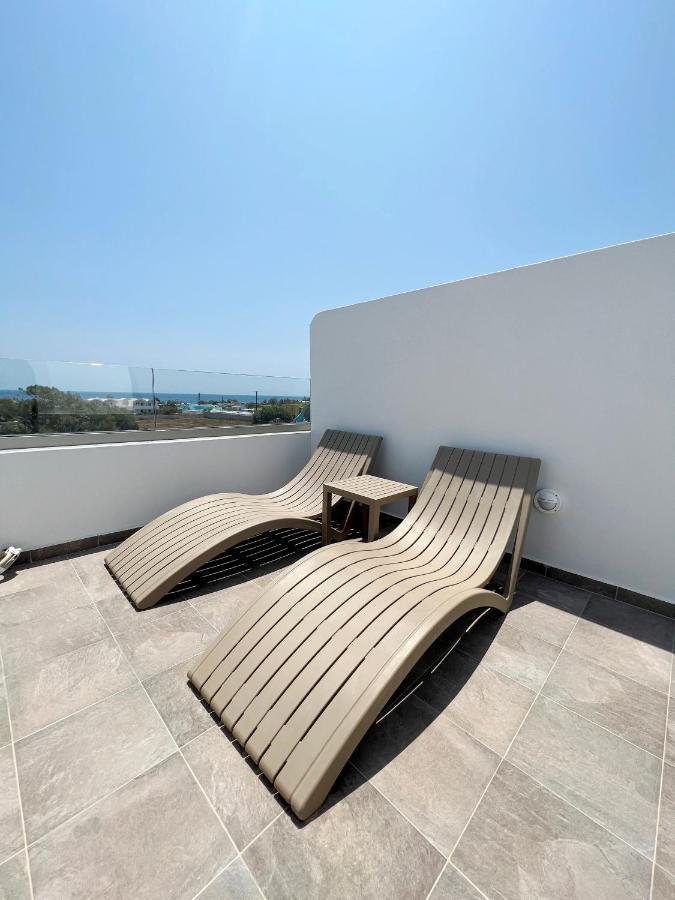White Lily Suites & Lofts - Adults Only 16 Plus Playa de Perivolos Exterior foto
